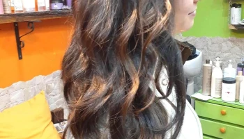 Adrian Estilista Salon Unisex y Barbershop - Stewart Vargas