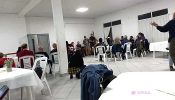 Alas Rojas - Santa Lucía