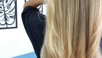 Angela L. Peinados - Av. Del Lago Angela L. Peinados - Av. Del Lago