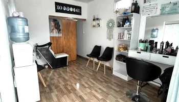 Aurora Peluquería - 94000 Florida