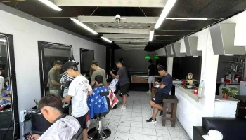 Barber Colo - 30000 Minas