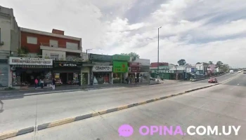 Barber Life - 11900 Montevideo