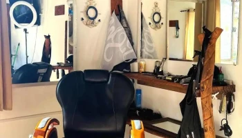 Barberia De punta a punta - Punta Del Diablo