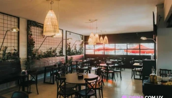 Bbc - Burger & Sushi Brazo Oriental - Montevideo Bbc - Burger & Sushi Brazo Oriental - Montevideo