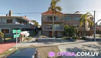 Biblioteca Nuestros Hijos - Montevideo