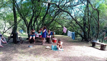 Camping y Cascada El Charrúa - Laureles