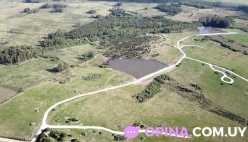 Campus Centro de Formación en Regeneración y Sostenibilidad - Pan De Azúcar