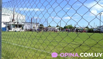 Cancha de Campana - Isabel Quesada Cancha de Campana - Isabel Quesada