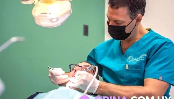 Centro Odontológico Dr. Andrés Cousillas - Montevideo