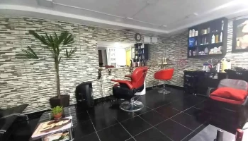 Enredados Peluquería - 15700 Toledo