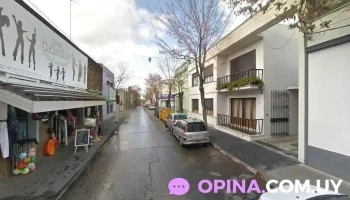 Escritorio Inmobiliaria Carlitos Hernandez - San José De Mayo