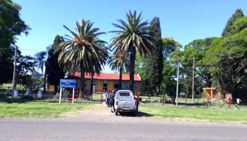 Escuela 15 - Tomas Gomensoro