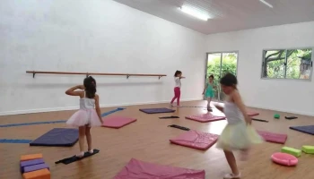 Escuela de danza Bzm - Ciudad De La Costa