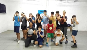 Escuela Pitbull Boxeo Kick Boxing Jiujitsu Y Defensa Personal - Montevideo