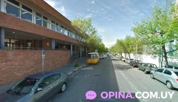 Escuela Primaria 70 - Montevideo