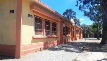 Escuelas 331 Y 127- Comunes - Montevideo