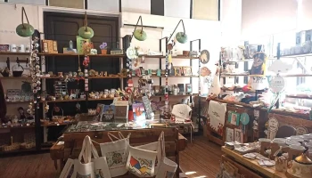 Espacio Artesanal de Nueva Helvecia - 70300 Nueva Helvecia