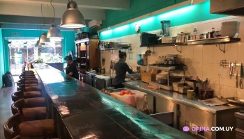 Restaurante Estrecho - Montevideo Restaurante Estrecho - Montevideo