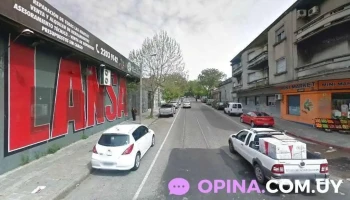 Farmashop 142 - Dr. Domingo Aramburu Esquina