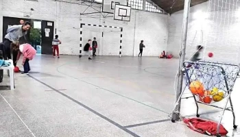 Gimnasio Maestro Antoniello - Montevideo Gimnasio Maestro Antoniello - Montevideo