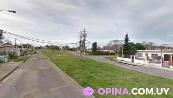 Hood Barber - 13000 Montevideo