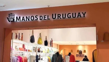 Manos Del Uruguay - Av. Luis Alberto De Herrera 1290