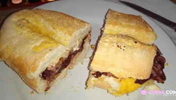 Panadería y Confitería El Piñón - Montevideo Panadería y Confitería El Piñón - Montevideo