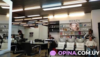 Peluqueria Gladys Álvarez - 12900 Montevideo