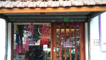 Pet Shop - Francisco Aguilar