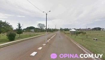 Plaza De La Madre - Tomas Gomensoro