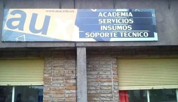 Puntoaux informática - Juan L. Lacaze Puntoaux informática - Juan L. Lacaze