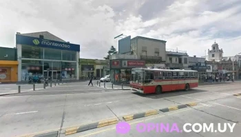 Salón Caprii - Mariano Sagasta Esq