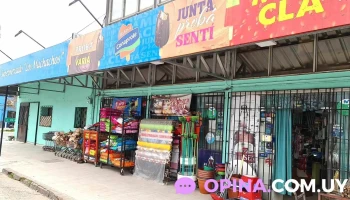 Supermercado los Muchachos - 90200 Santa Lucía