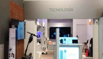 Xiaomi Store - Terminal de Tres cruces Shopping - General 1825 Shopping Tres Cruces Ab9
