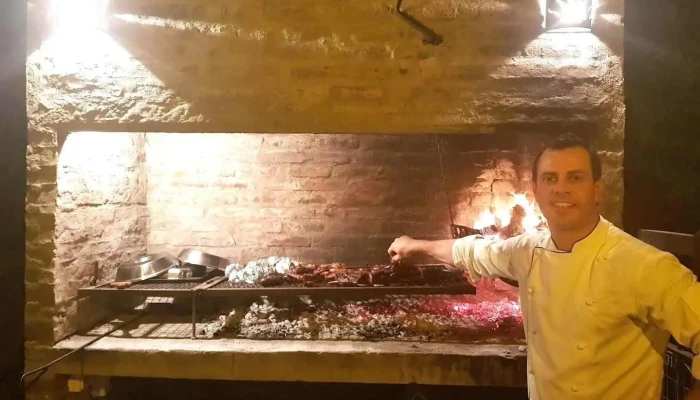 1717 Bar Y Brasas -  Ambiente - Col. del Sacramento