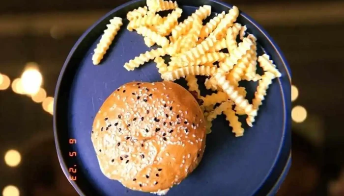 284 Burger House Ciudad Vieja -  Papas Fritas - Montevideo