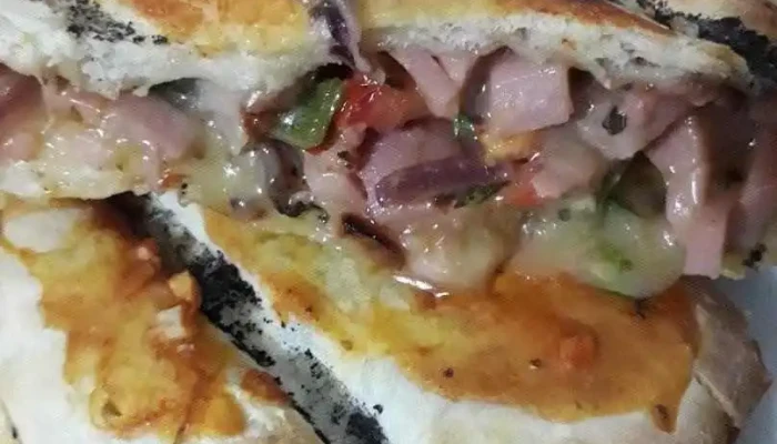 4 Resto Bar -  Comida Y Bebida - Santiago Vázquez