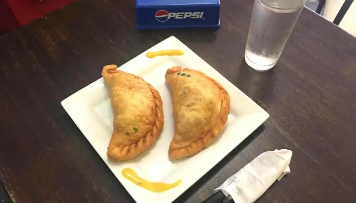 9 Reinas -  Empanada - Montevideo