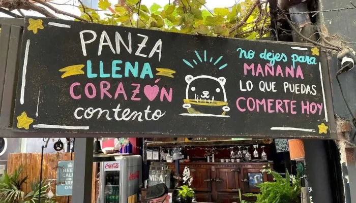 A la Pipetuá Bistro - Col. Del Sacramento A la Pipetuá Bistro - Col. Del Sacramento