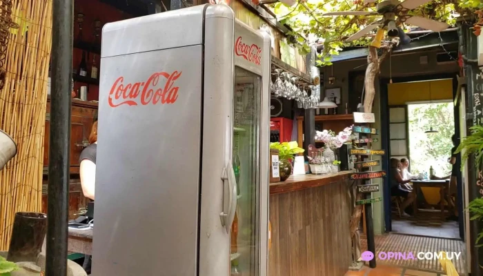 A La Pipetua Bistro Videos - Col. del Sacramento