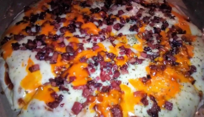 A Lo Loco Pizzeria Hamburgueseria Comida Y Bebida - Montevideo