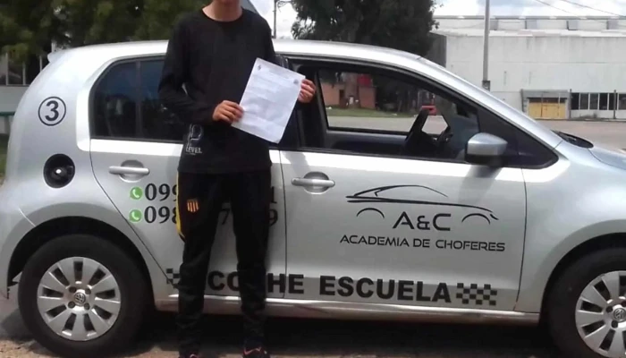Academia De Choferes Ac Numero - Las Piedras