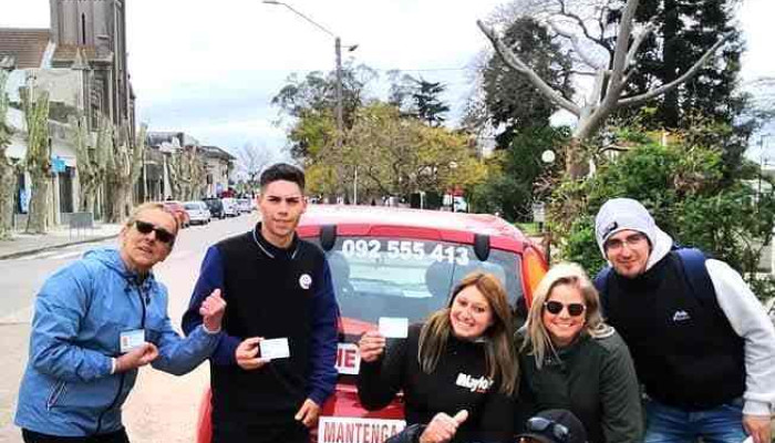 Academia De Choferes Apolo -  Edificio - Las Toscas