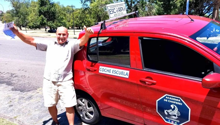 Academia De Choferes Escorpio Horario - Montevideo