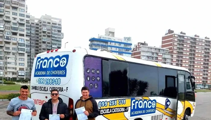 Academia De Choferes Franco -  Zona - Maldonado