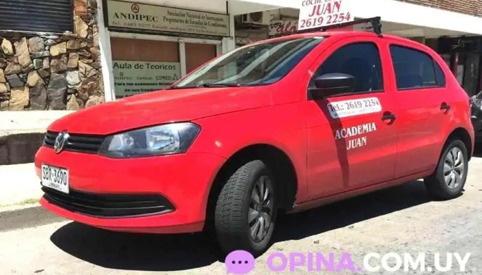 Academia De Choferes Juan -  Abierto Ahora - Montevideo