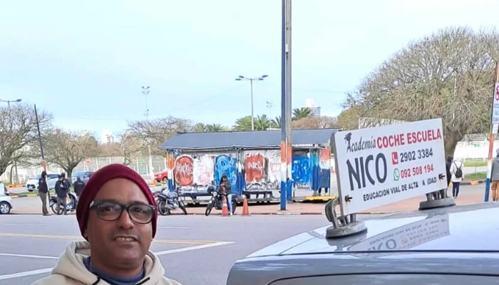 Academia De Choferes Nico -  Direccion - Montevideo