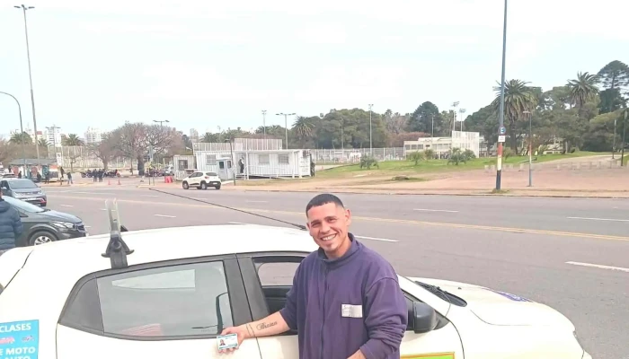 Academia de Choferes Tirolesa - Montevideo