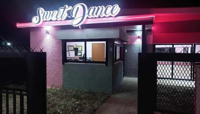 Academia De Danzas Sweetdance - Salto