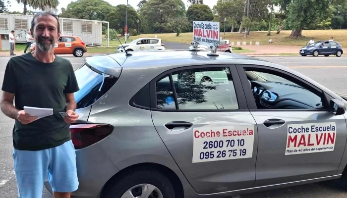 Academia Malvin -  Cerca De Mi - Montevideo